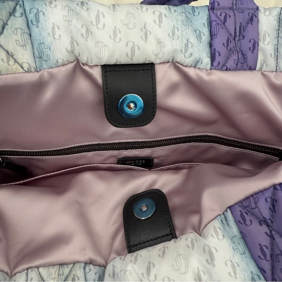 Jimmy Choo
Laya Soft Tote - Picture 4 of 9